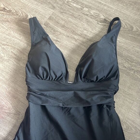 Calvin Klein Black One Piece Swim Suit New - Picture 2 of 4